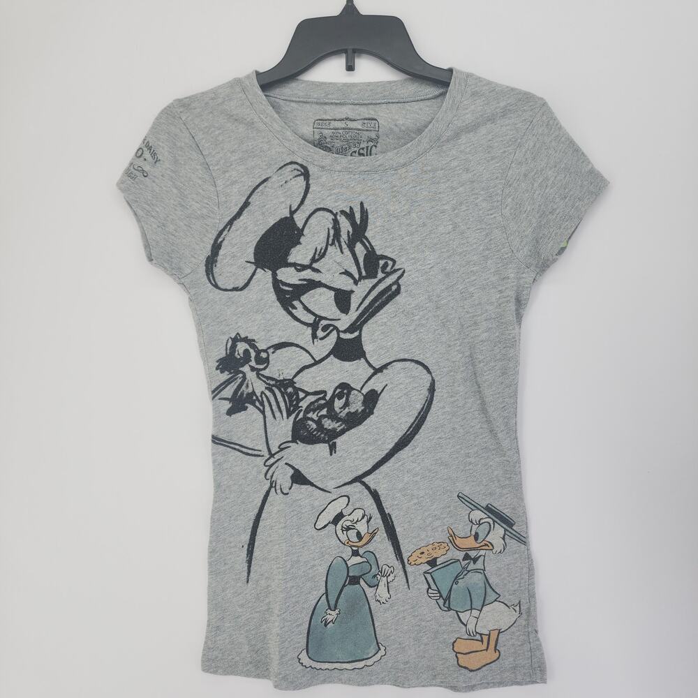 Disney Crazy Over Daisy 1950 GrayClassic Collection Tee Sz S